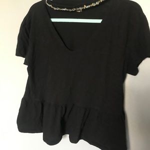 Flowy floral neck strap shirt